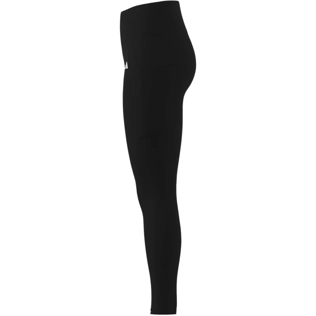 Calça Legging Adidas 3 Listras Feminina Preta em modelo ativo mostrando ajuste e conforto